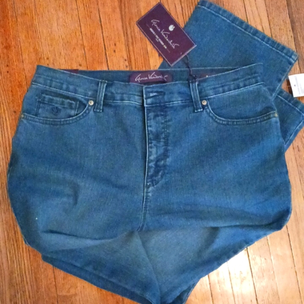 NWT comfy jeans - Picture 4 of 8